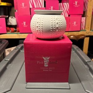 Pink Zebra Textured White Coastal Simmer Pot With A Bag Of Wax Melts